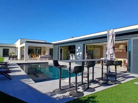 Detached House Of 220 M² In Murviel Les Beziers, France
