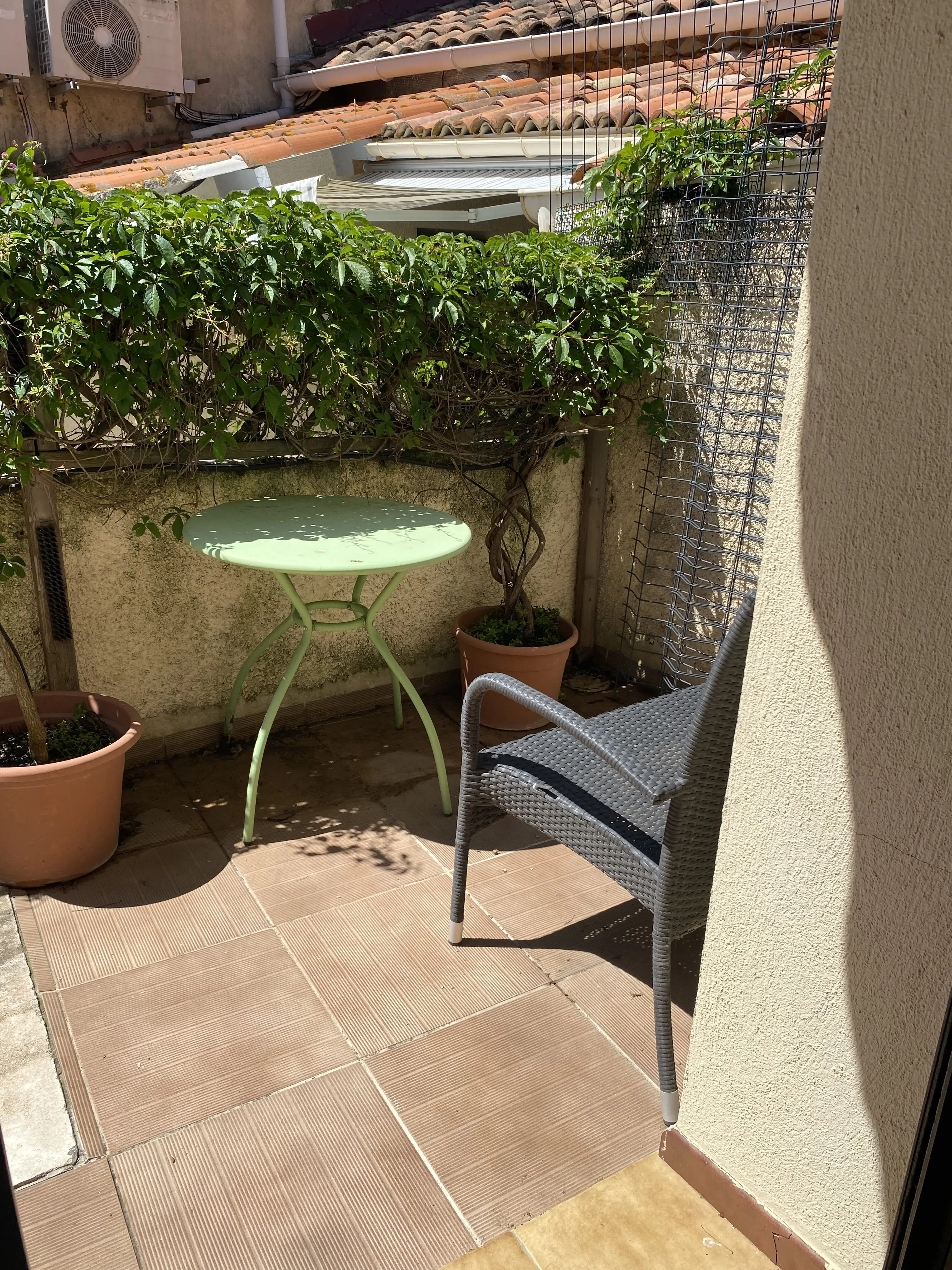 House Of 120 M² In Puissalicon, France