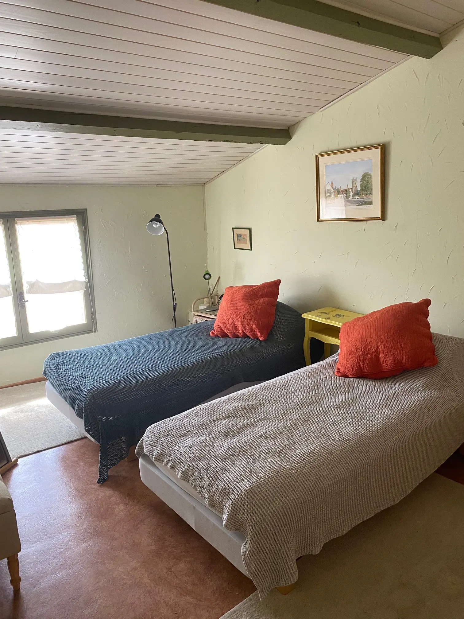 House Of 120 M² In Puissalicon, France