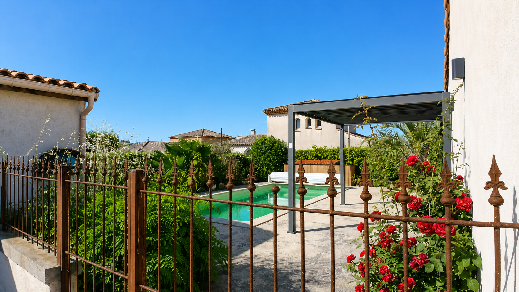Detached House Of 133 M² In Puissalicon