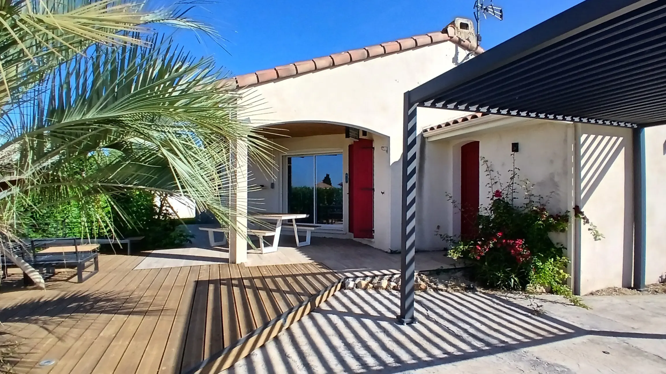 Detached House Of 133 M² In Puissalicon