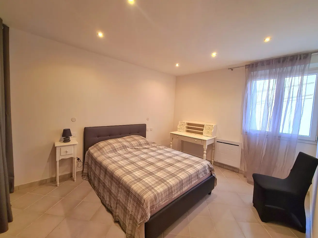 223 M² House Available In Murviel Les Beziers, France