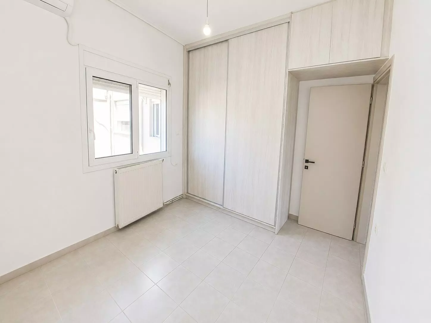 Renovated 110 Sq.m. Apartment With Unique Sea View For Sale In Vasiliko, Evia