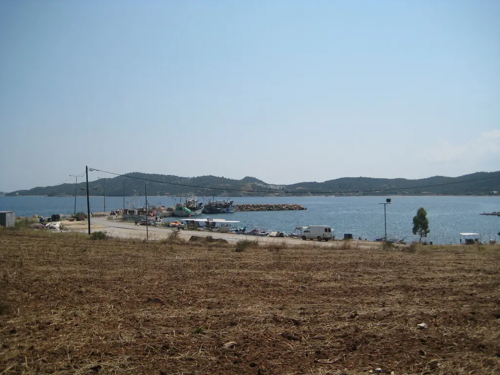 Land Of 1360 M² In Athos, Chalkidiki