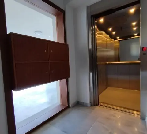 4-bedroom Duplex In Polichni, Greece (153 M²)
