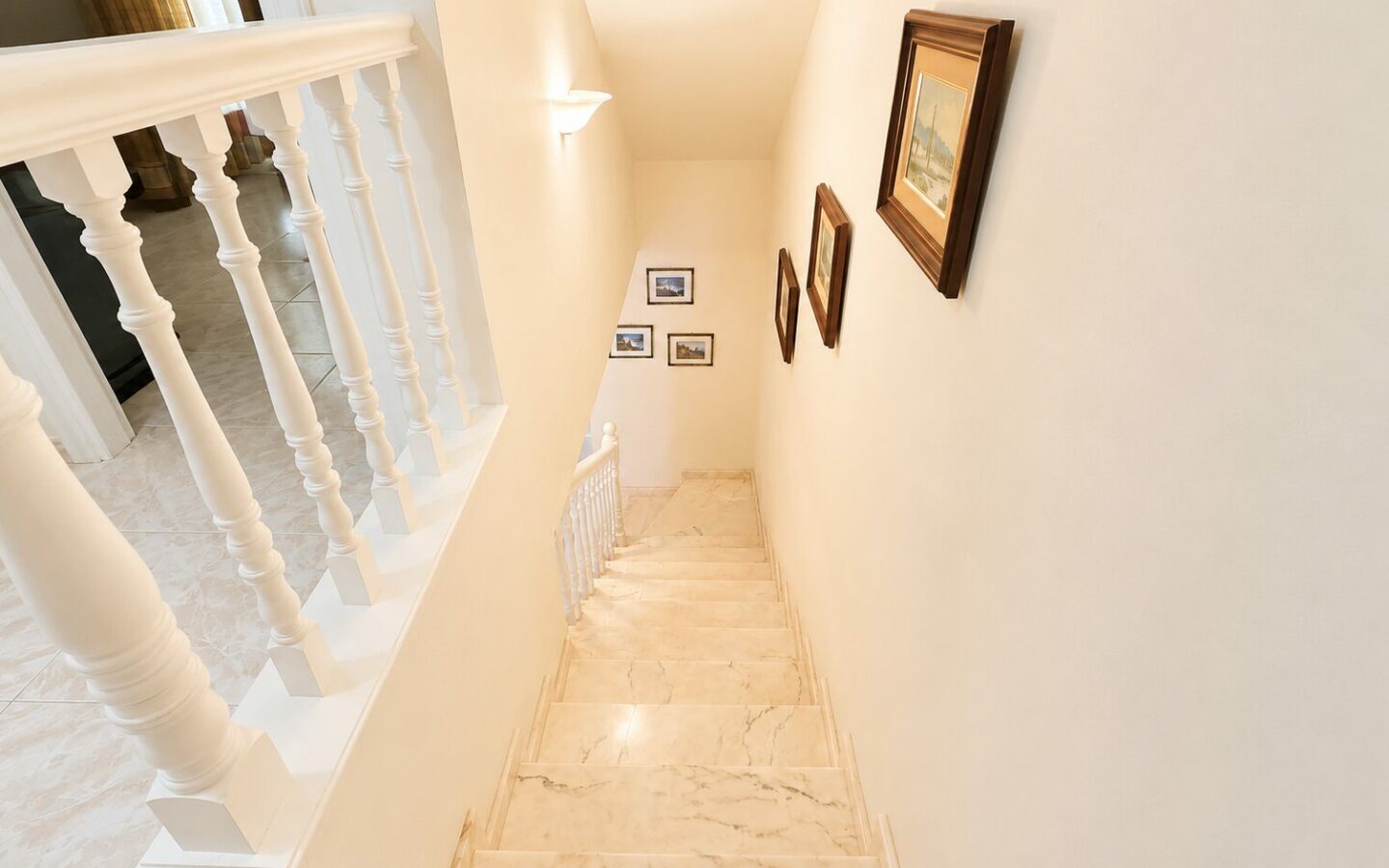 Duplex Of 180 M² With Terraces, 2-car Garage, And Communal Pool In Costa Del Silencio
