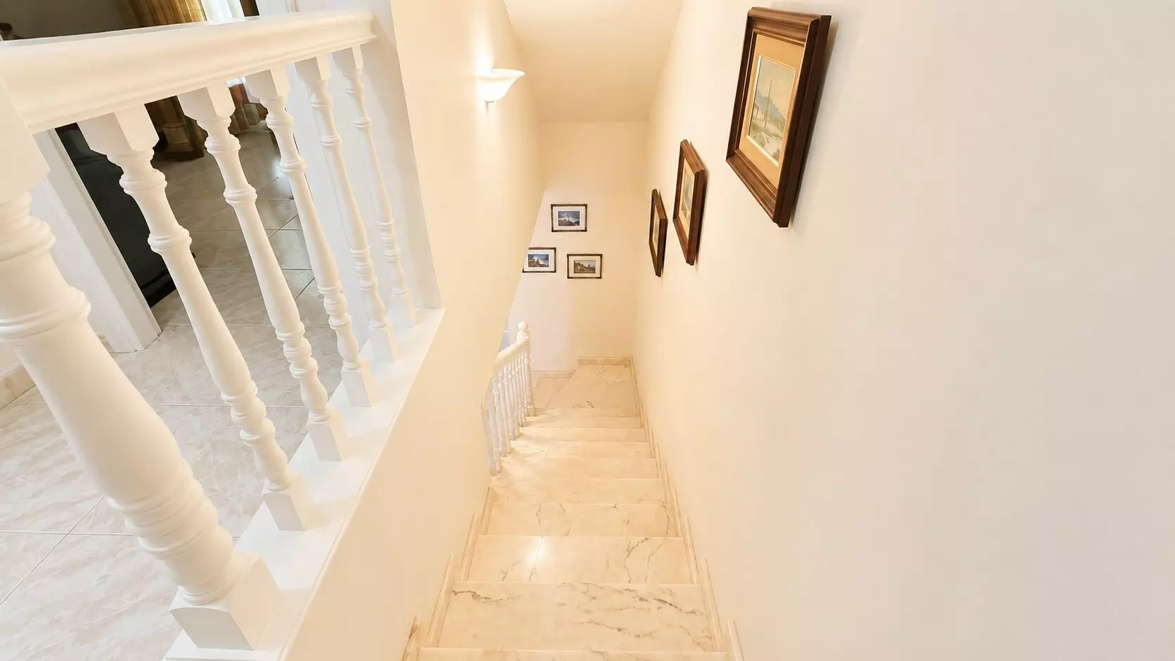 Duplex Of 180 M² With Terraces, 2-car Garage, And Communal Pool In Costa Del Silencio