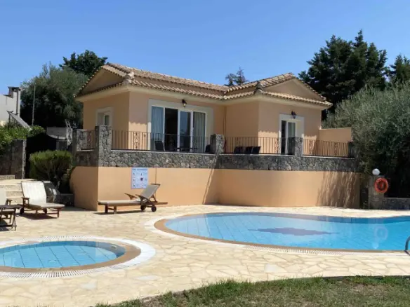 2-bedroom Villa In Corfu, Greece (90 M²)