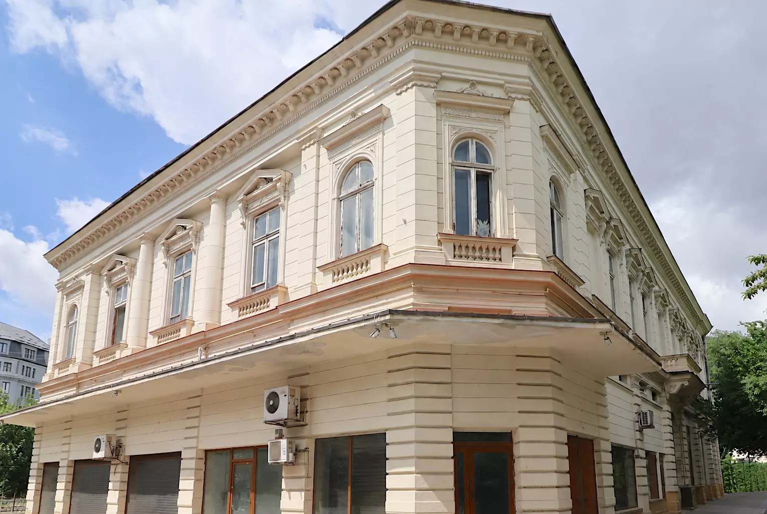 poza 1 Historic Building Of 0 M² With Investment Opportunity In The Center Of Bucharest