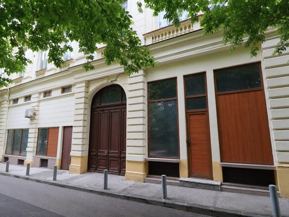 Historic Building Of 2418 M² With Investment Opportunity In The Center Of Bucharest