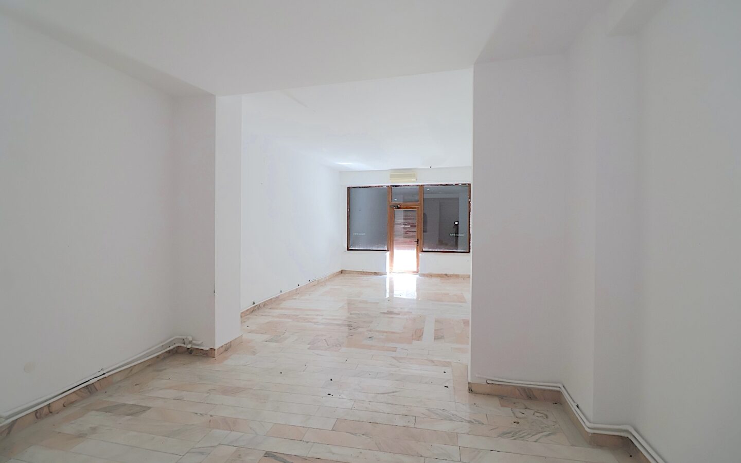 Historic Building Of 0 M² With Investment Opportunity In The Center Of Bucharest