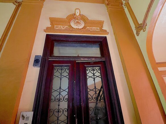 Historic Building Of 2418 M² With Investment Opportunity In The Center Of Bucharest