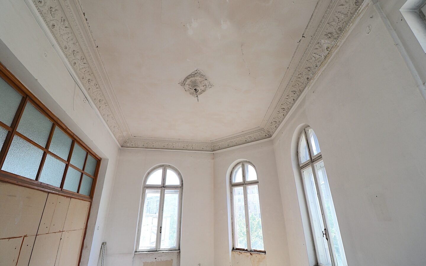 Historic Building Of 0 M² With Investment Opportunity In The Center Of Bucharest