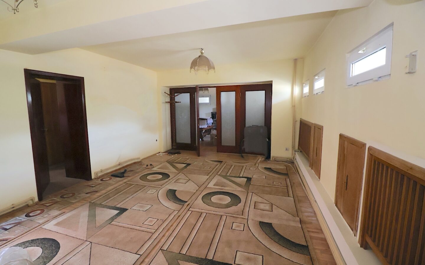 Historic Building Of 0 M² With Investment Opportunity In The Center Of Bucharest