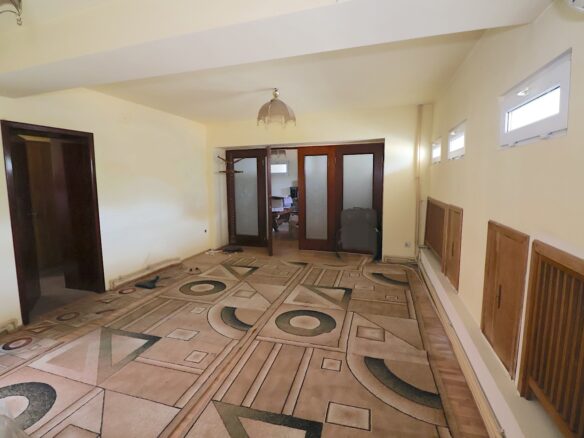 Historic Building Of 2418 M² With Investment Opportunity In The Center Of Bucharest