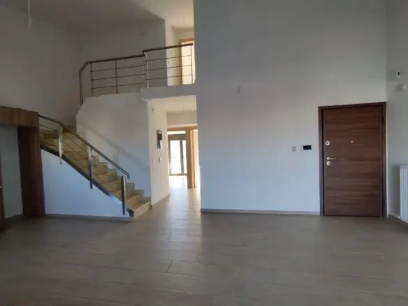 4-bedroom Duplex In Polichni, Greece (153 M²)