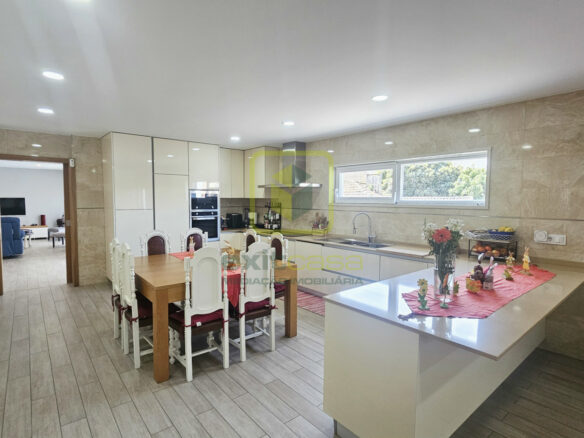 Luxury Villa 5 Minutes From Praia Da Barra