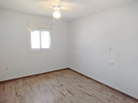 2-bedroom Chalet In Chiclana De La Frontera, Spain (80 M²)