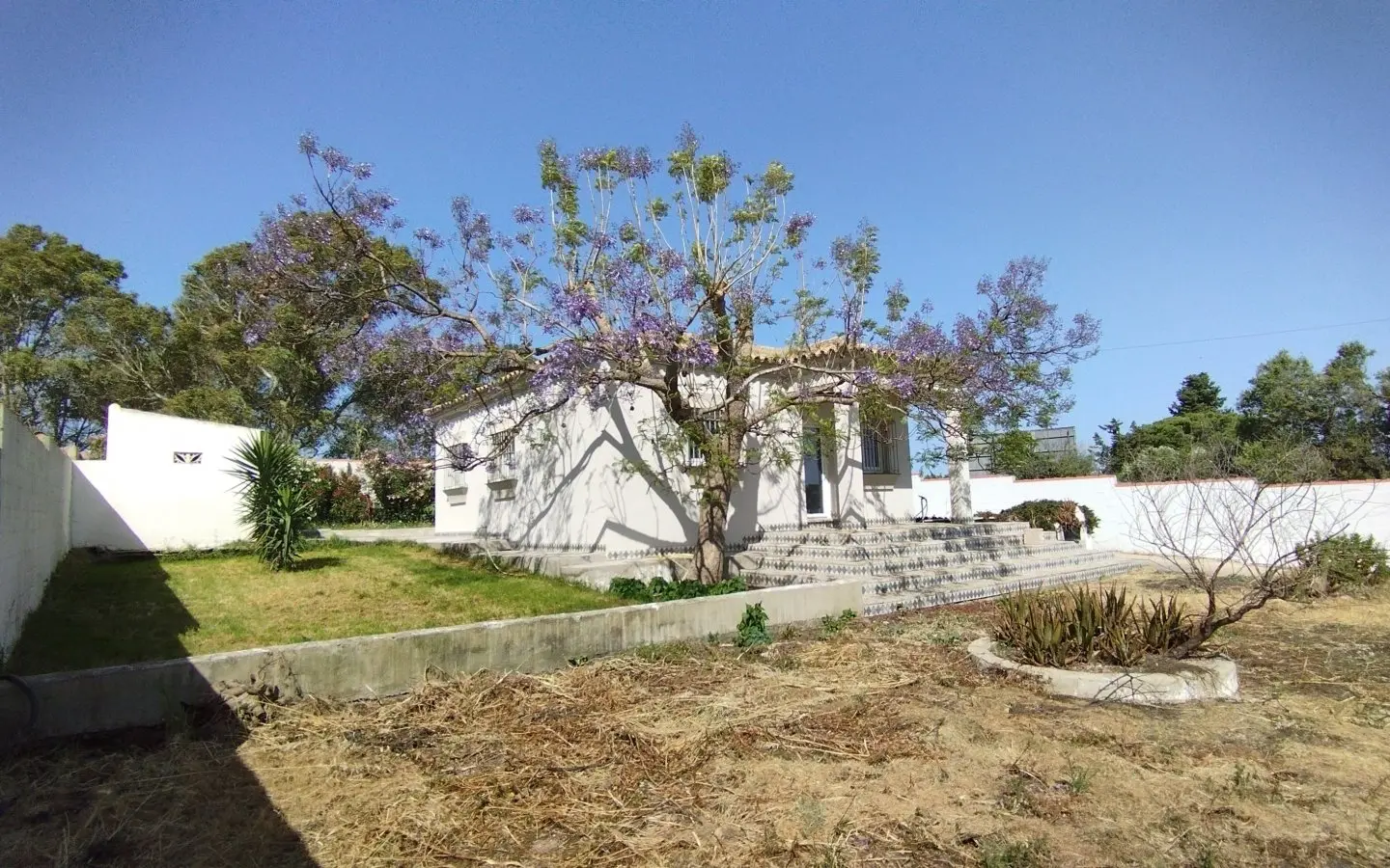 Apartment Of 80 M² With 2 Bedrooms And 1 Bathroom In Chiclana De La Frontera, Andalusia