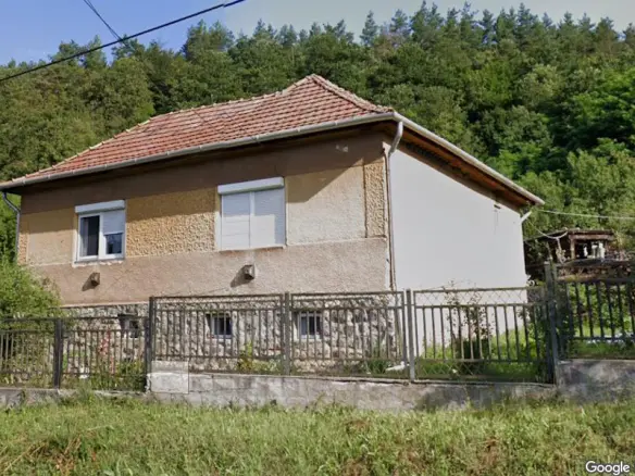House Of 100 M² With Garden In Nekézseny