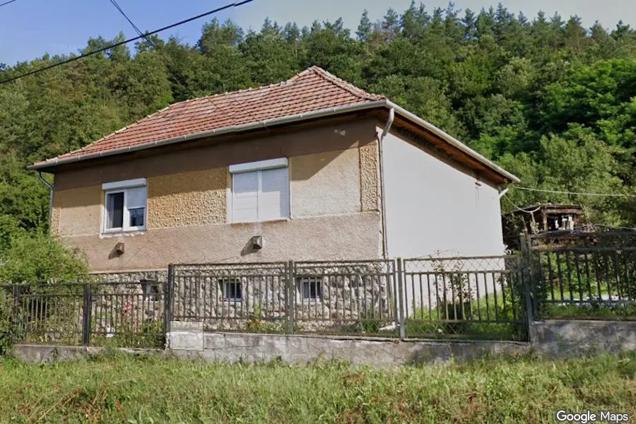 House Of 100 M² With Garden In Nekézseny