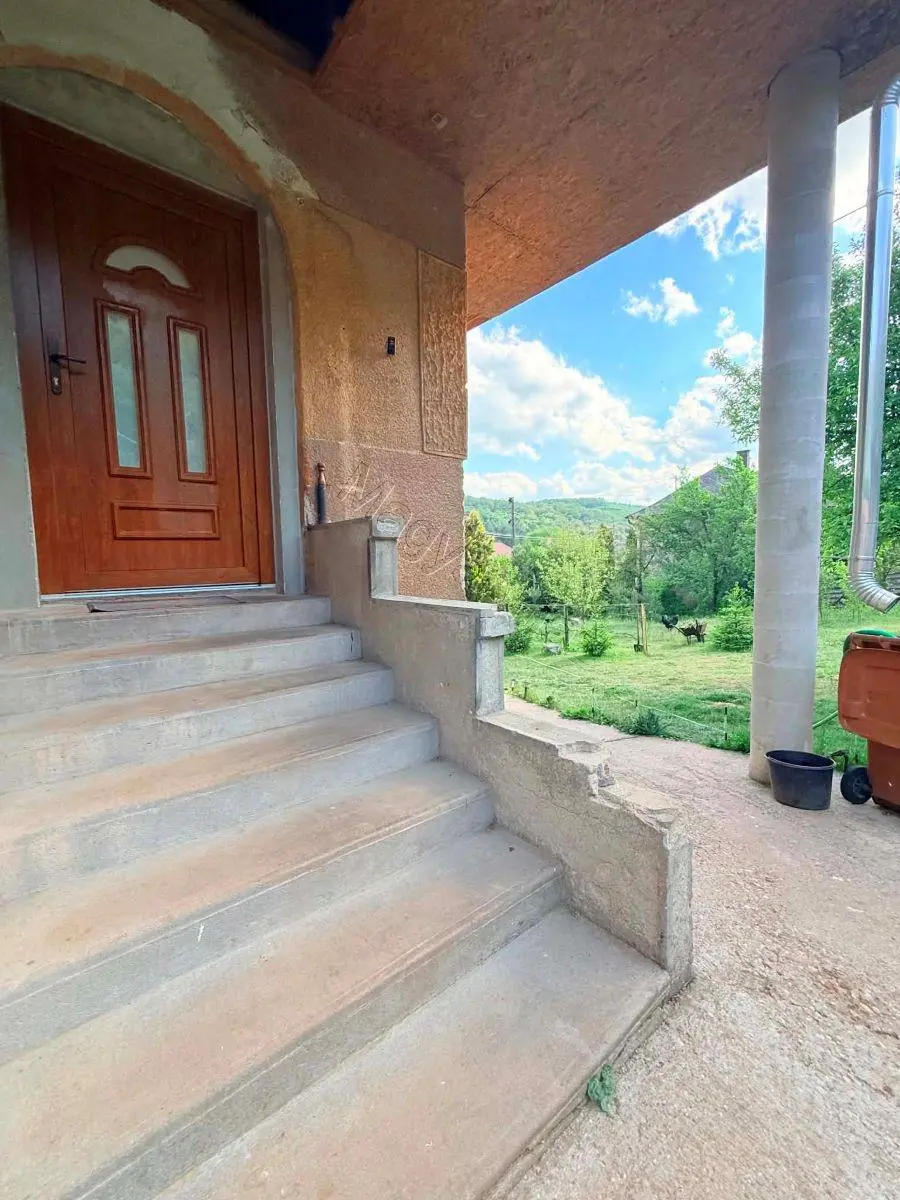 House Of 100 M² With Garden In Nekézseny