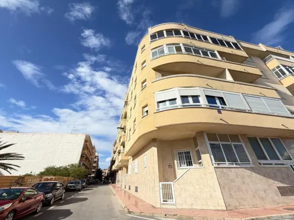 Apartment Of 63 M² In Torrevieja, Spain