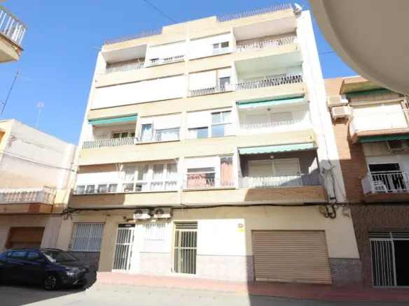 Apartment Of 105 M² In Torrevieja, Spain