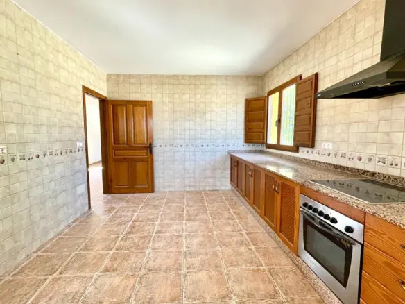 Villa Of 162 M² In Catral, Spain