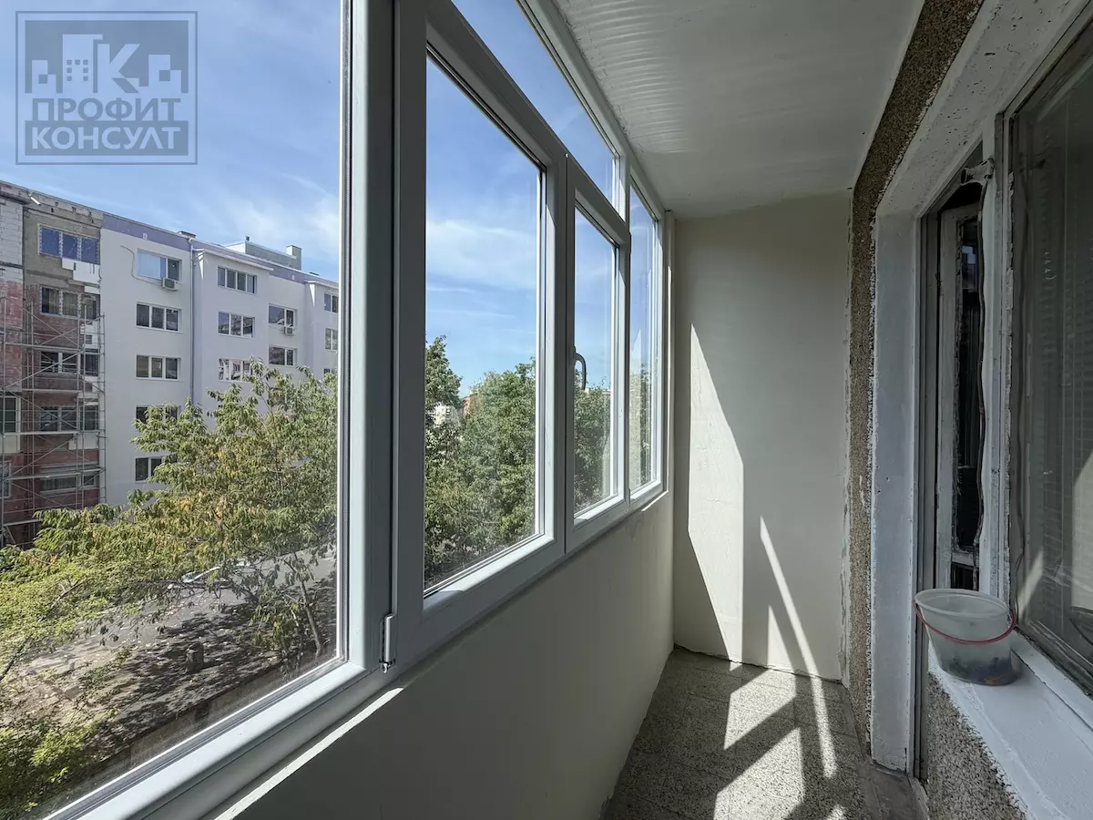 Two-room Apartment Of 35 M² With South Facing In Near The Sports Hall