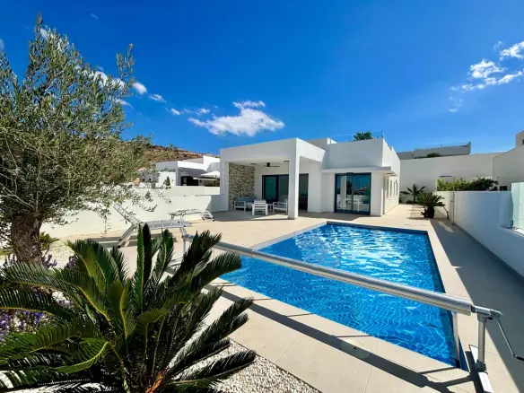 Villa Of 120 M² In Rojales, Spain