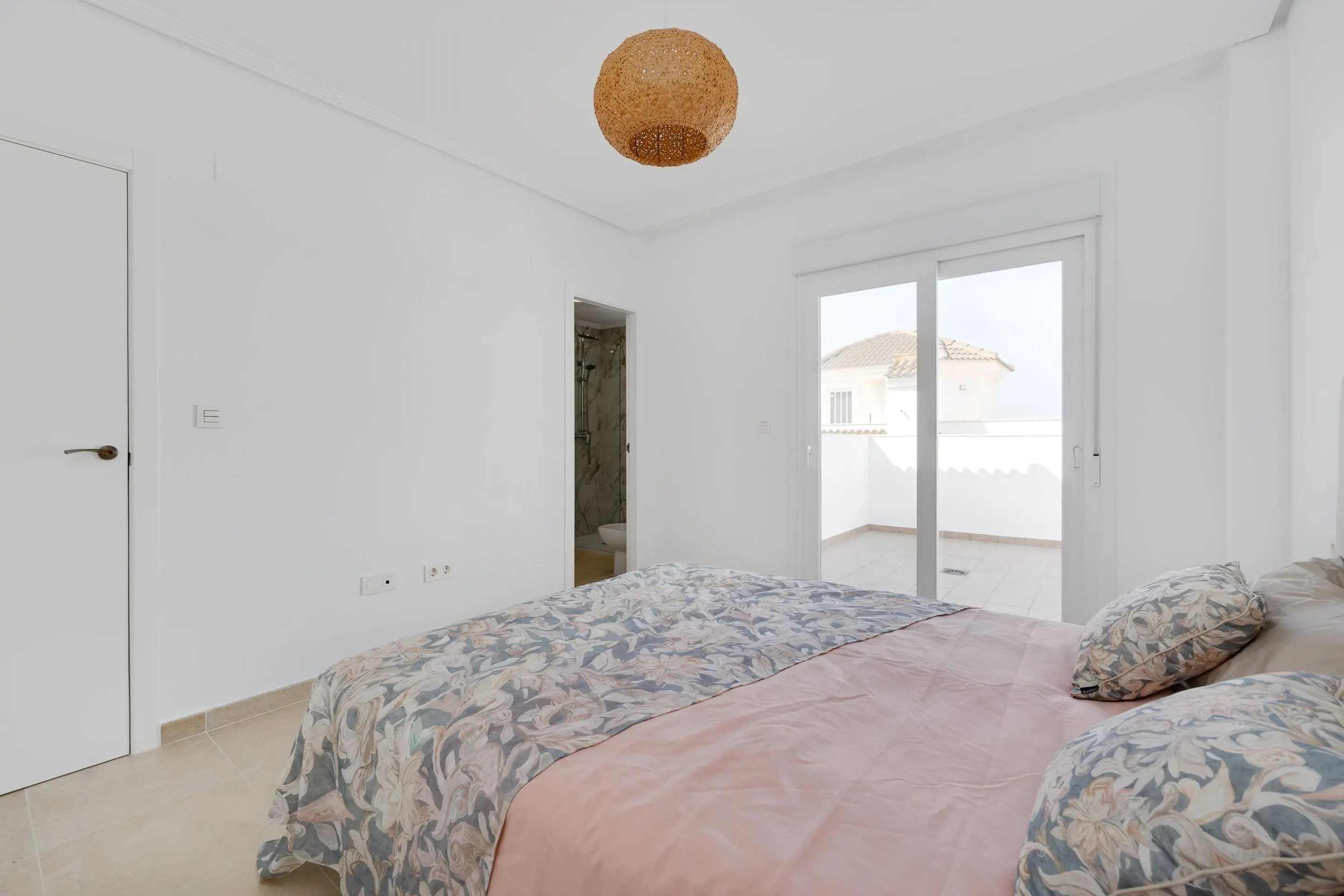 Villa Of 109 M² In San Fulgencio, Spain