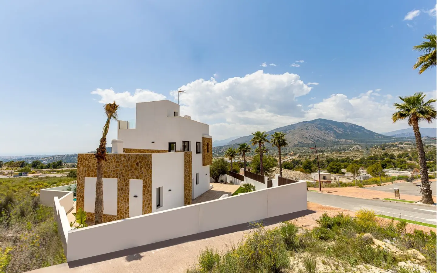Villa Of 107 M² In Finestrat, Spain