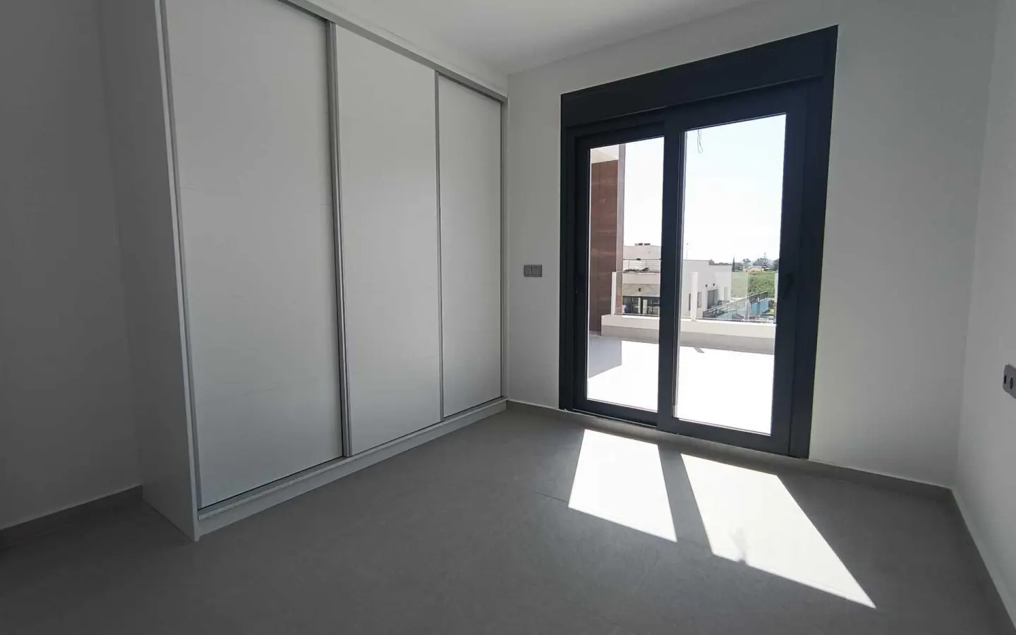 Villa Of 96 M² In Daya Nueva, Spain