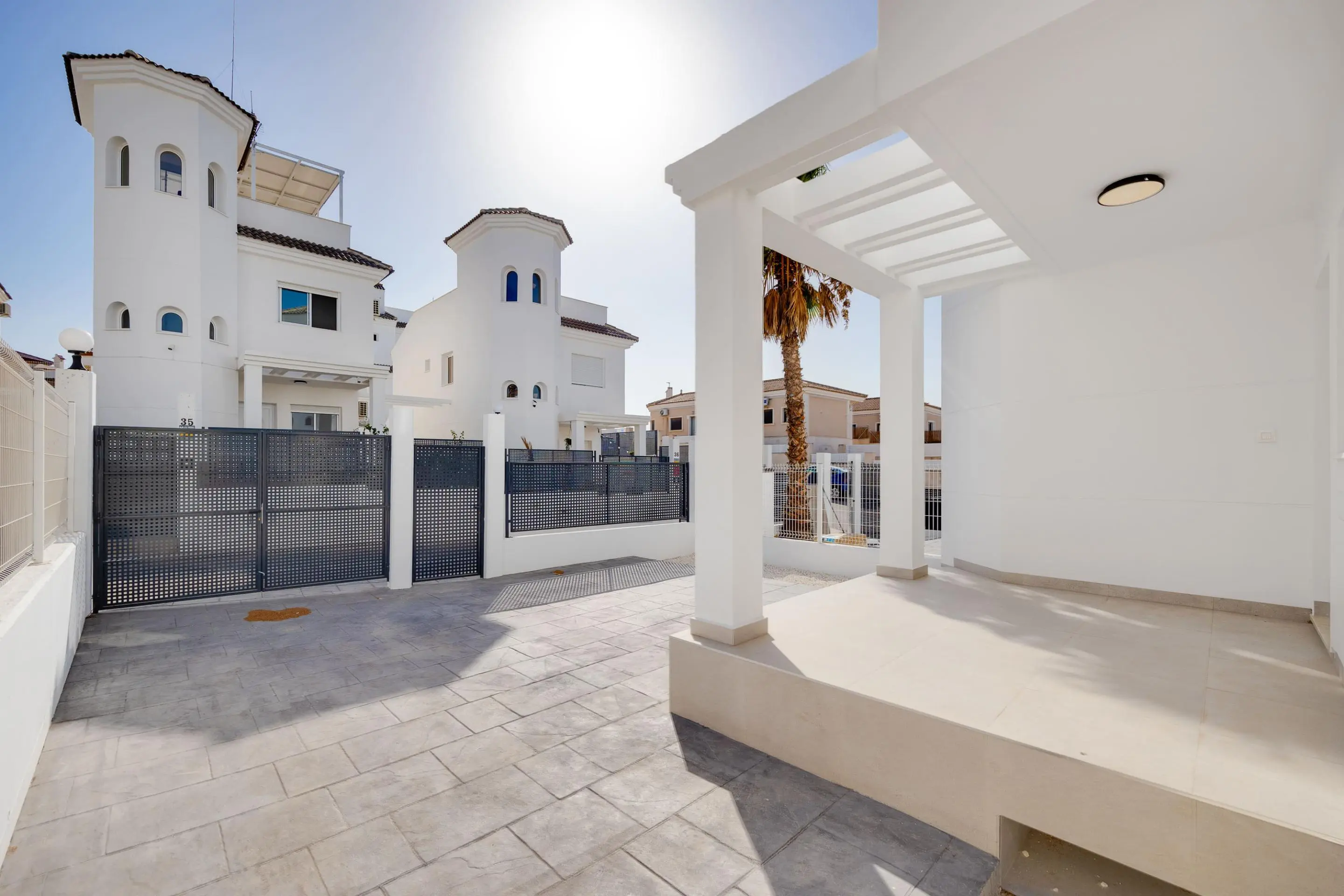Villa Of 109 M² In San Fulgencio, Spain