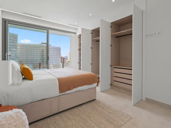 4-bedroom Villa In Benidorm, Spain (318 M²)