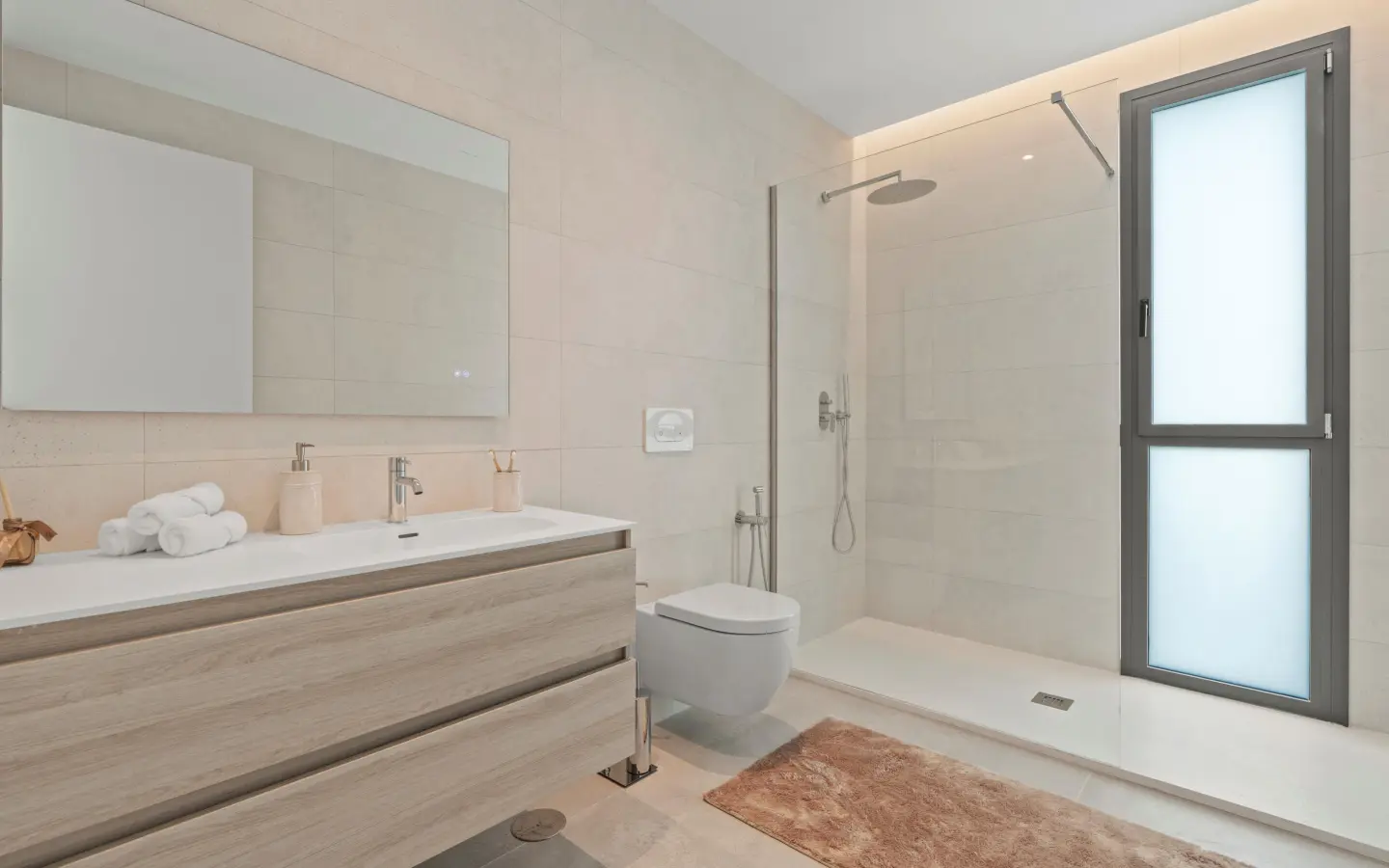 Villa Of 386 M² In Benidorm, Spain