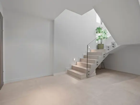 4-bedroom Villa In Benidorm, Spain (503 M²)