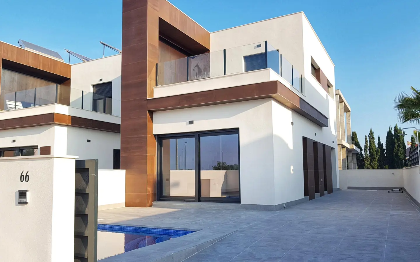 Villa Of 96 M² In Daya Nueva, Spain