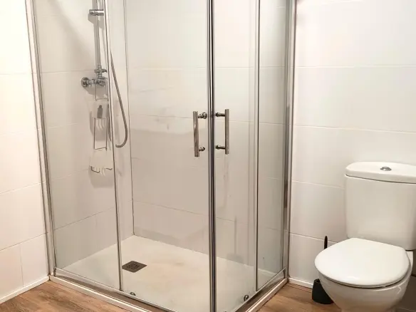 1-bedroom Commercial Unit In Elche, Spain (150 M²)