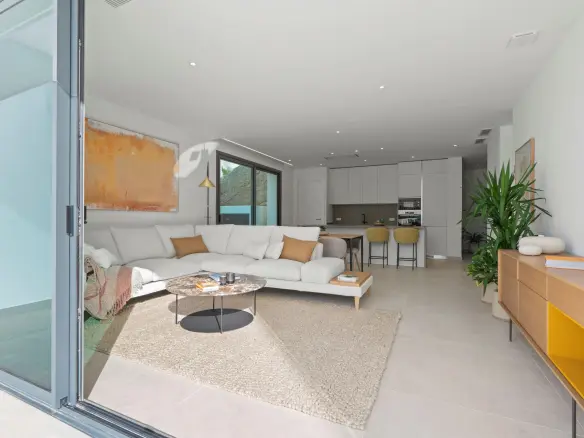 3-bedroom Villa In Benidorm, Spain (274 M²)