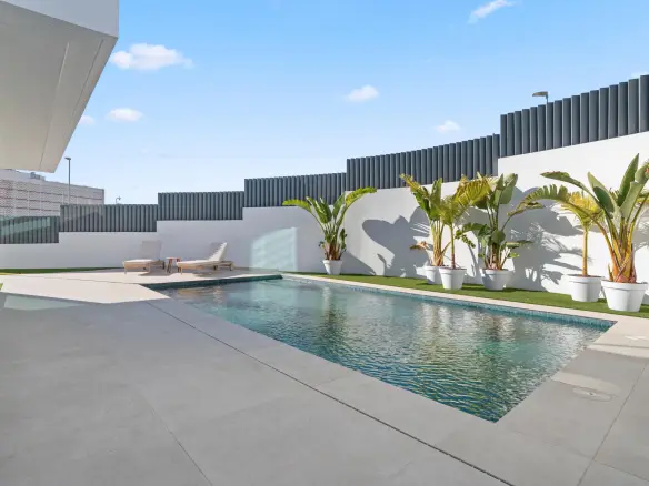 3-bedroom Villa In Benidorm, Spain (274 M²)