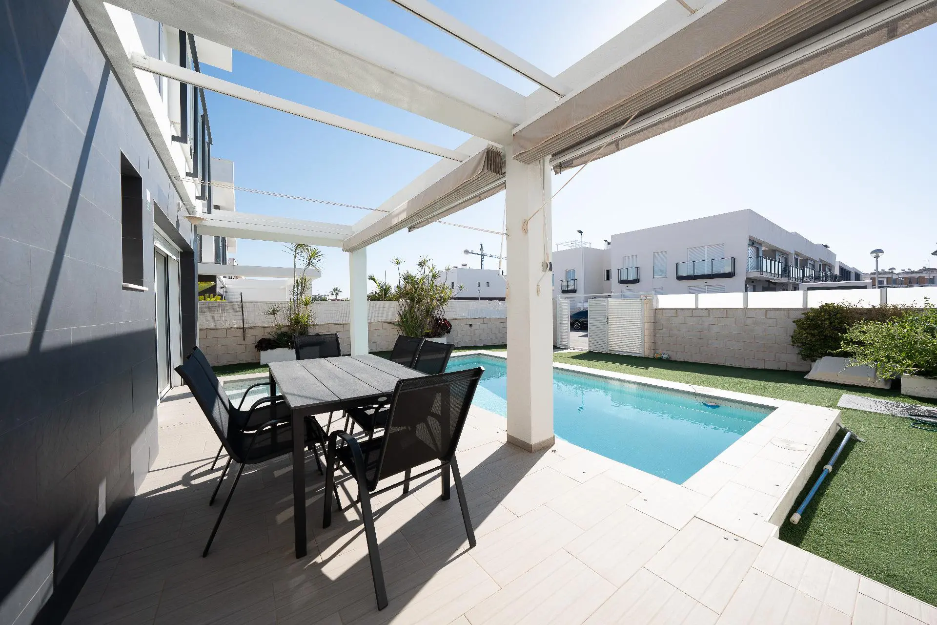 Terraced House Of 125 M² In Gran Alacant, Spain