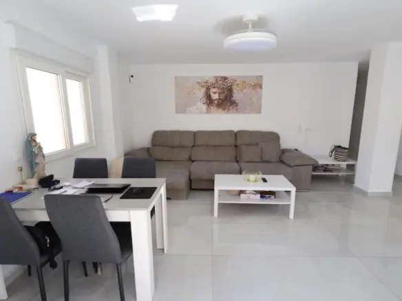 Apartment Of 108 M² In Torrevieja, Spain
