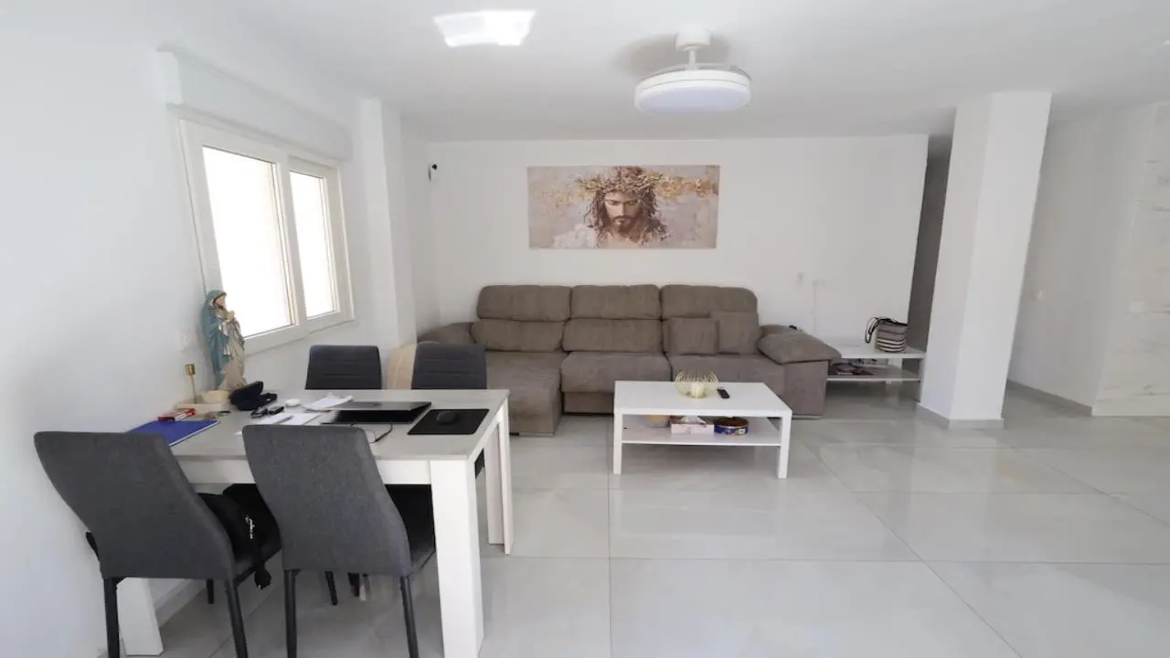 Apartment Of 108 M² In Torrevieja, Spain