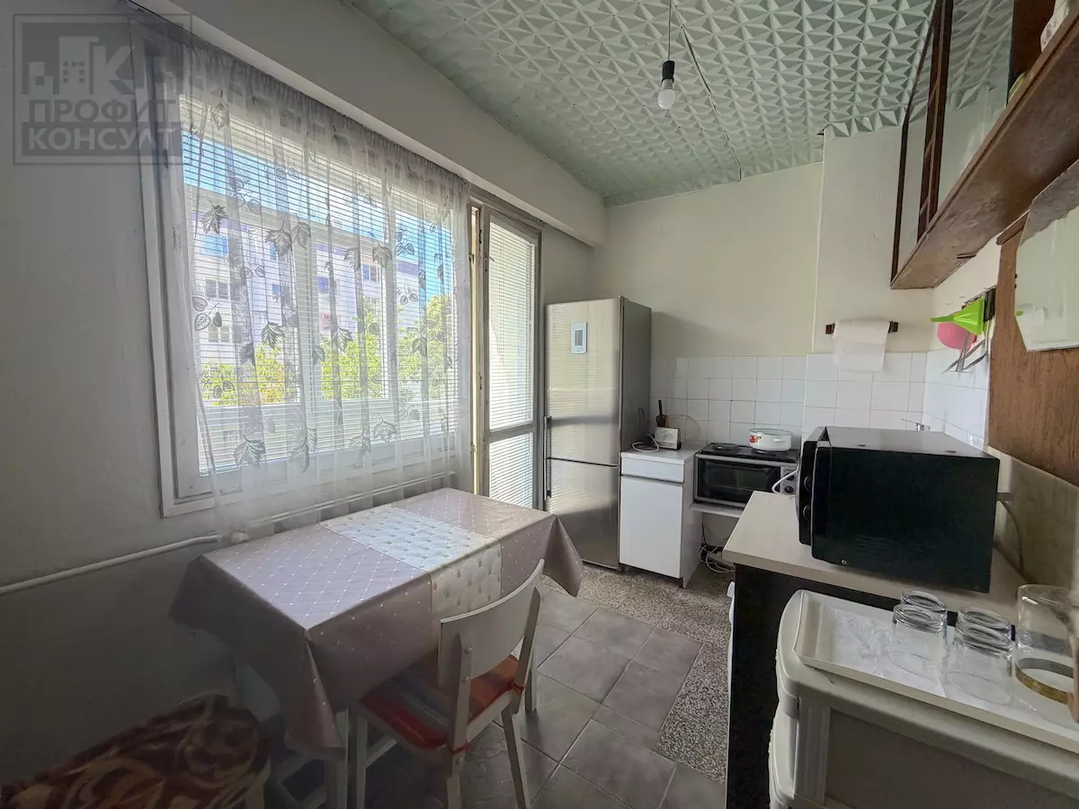 Two-room Apartment Of 35 M² With South Facing In Near The Sports Hall