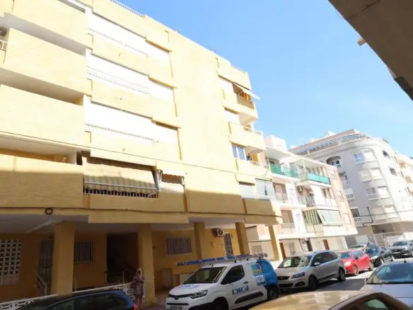 Apartment Of 108 M² In Torrevieja, Spain