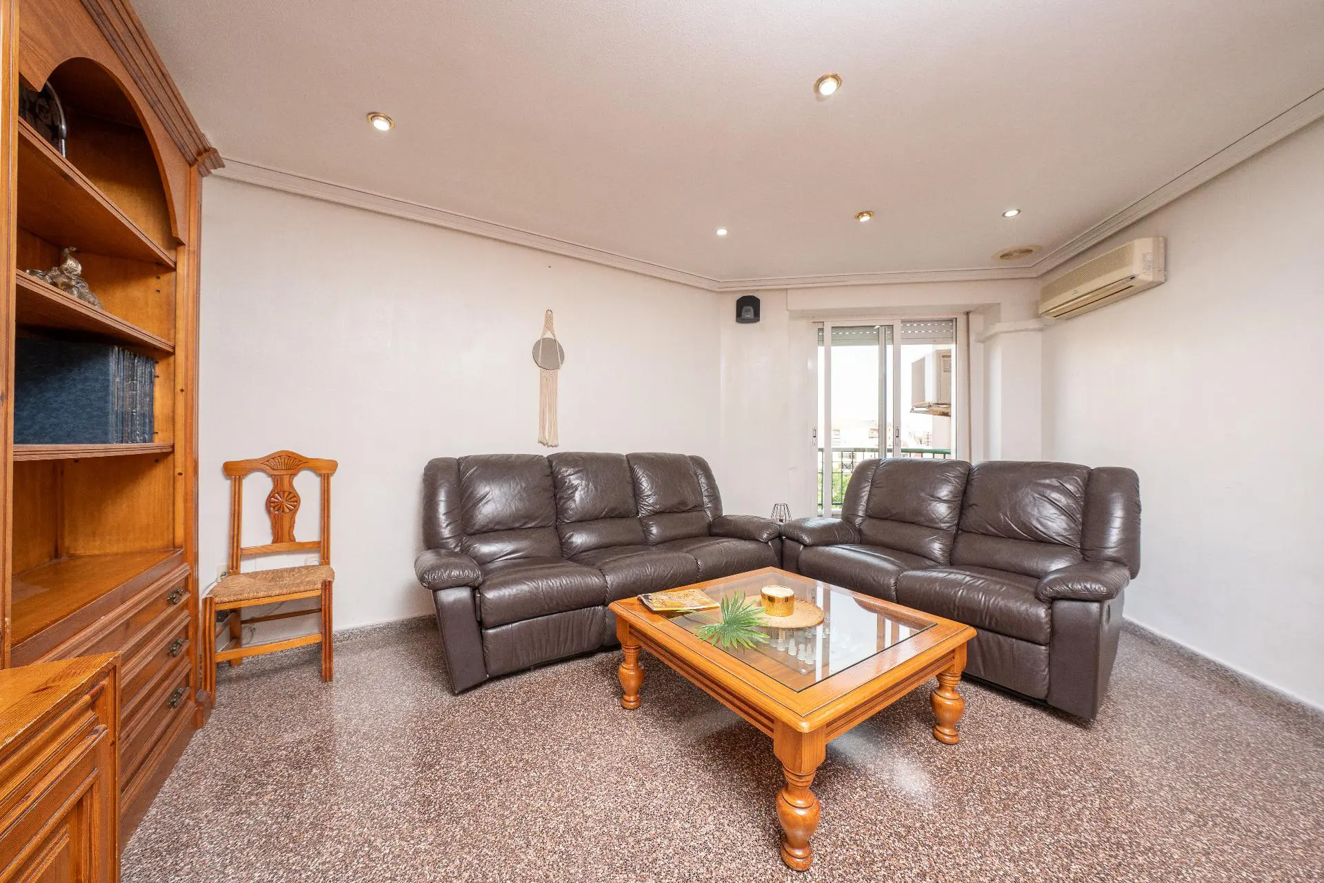 Apartment Of 103 M² In Elche, Spain
