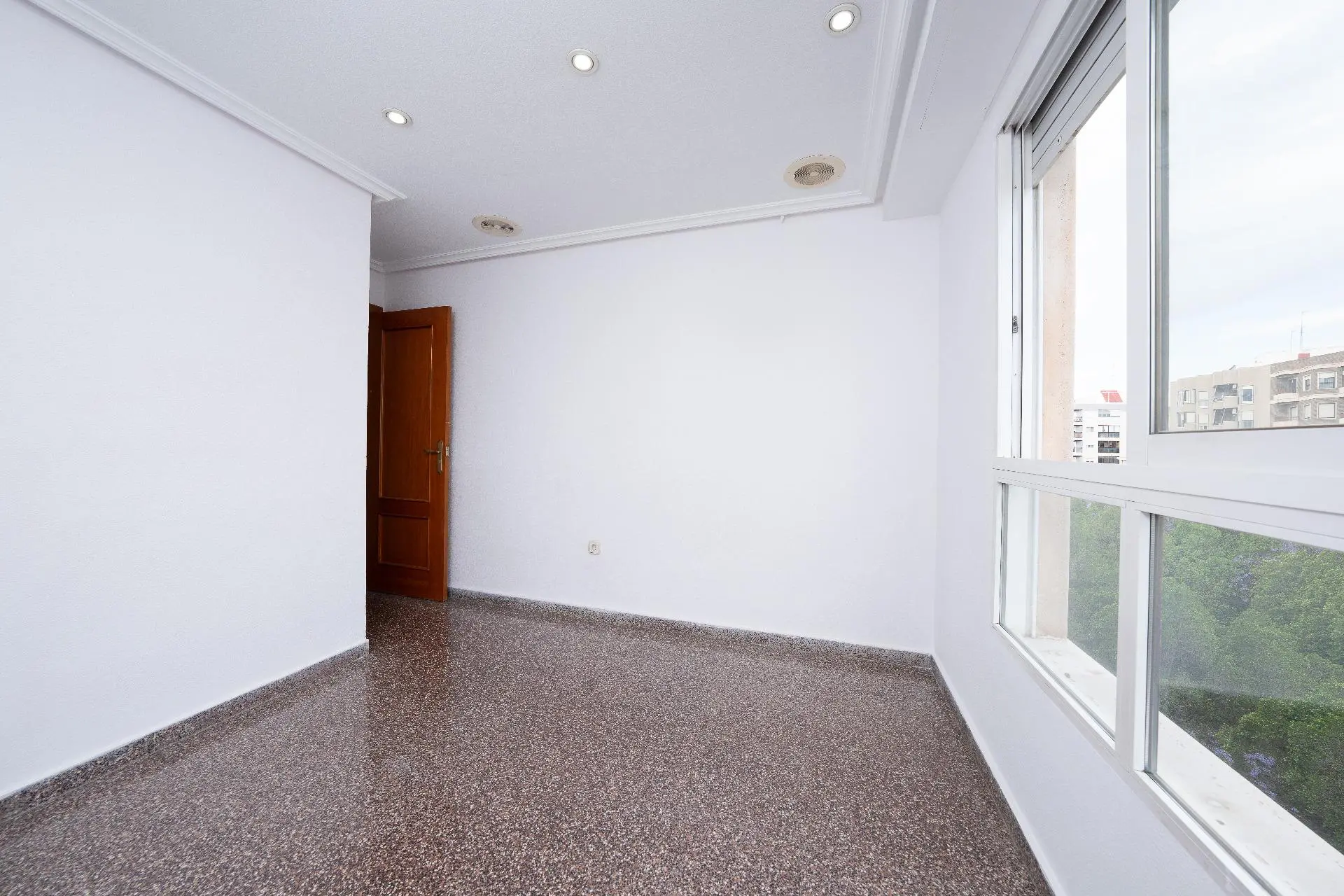Apartment Of 103 M² In Elche, Spain