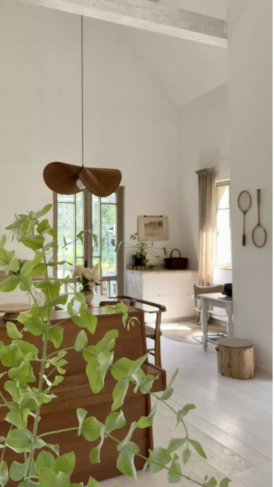 House Of 1800 M² With Off-grid Features In Káli Basin